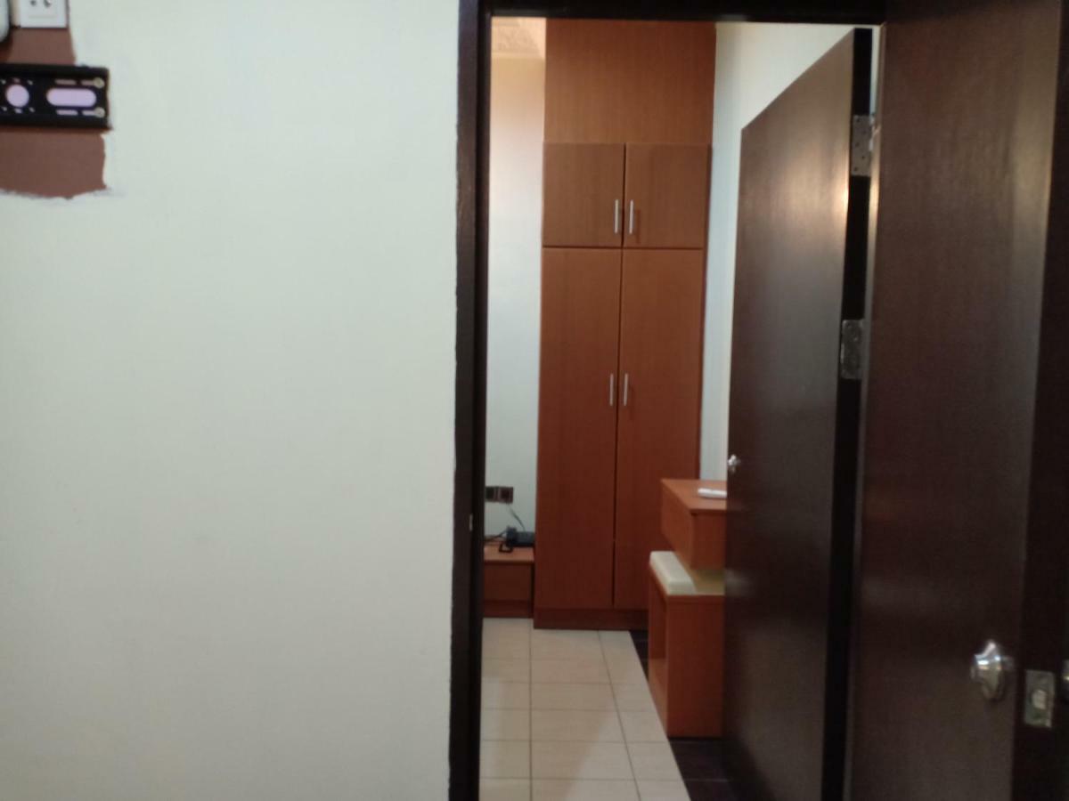 Tc Inn Business Hotel @ Seri Kembangan Exterior foto
