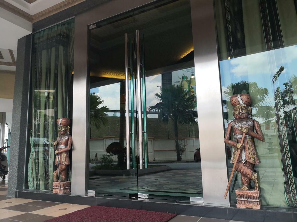 Tc Inn Business Hotel @ Seri Kembangan Exterior foto