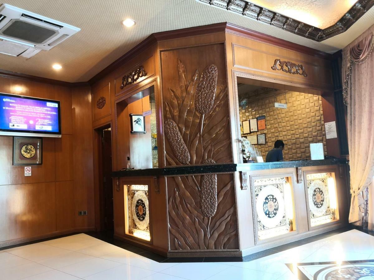 Tc Inn Business Hotel @ Seri Kembangan Exterior foto